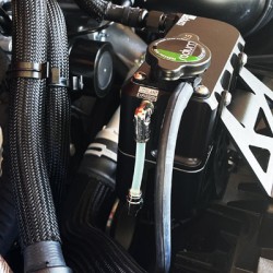 Coolant Tank Kit Ford Mustang 2011-14 Radium Engineering